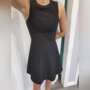 00 / XXS Black Structured Lined Gold Zipper Dress